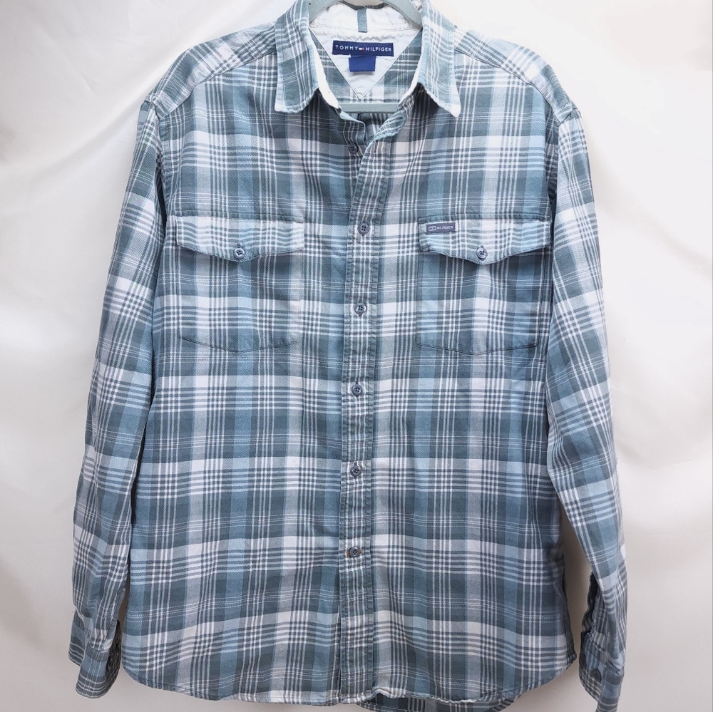 Tommy Hilfiger medium weight shirt